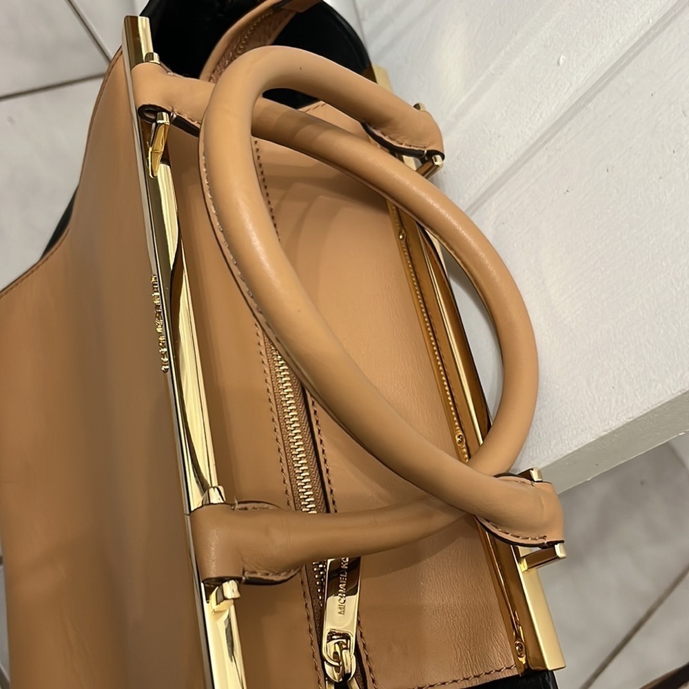 Michael Kors Lana Colorblock Leather Medium Bag - Picture 16 of 16